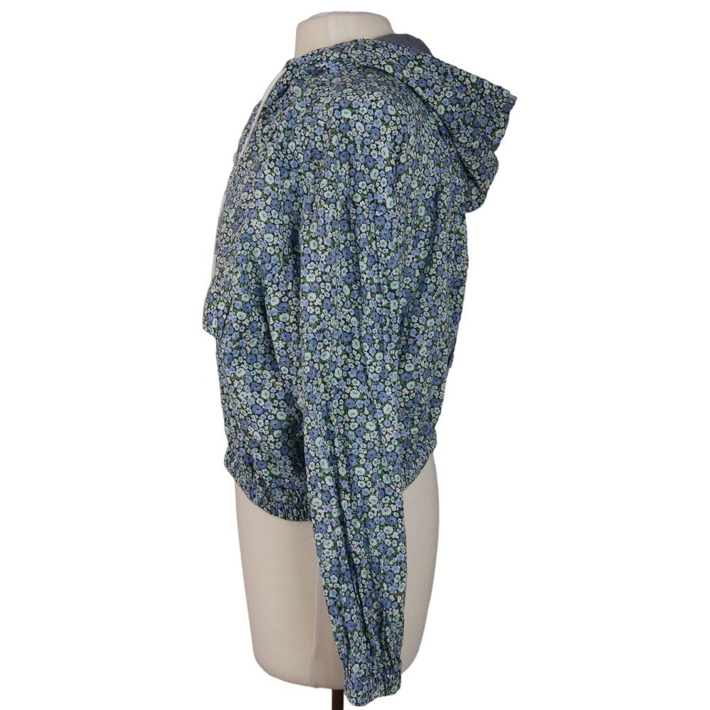 Tommy Hilfiger Blue Floral Cropped Cotton Hoodie Size Medium EUC - Picture 2 of 9